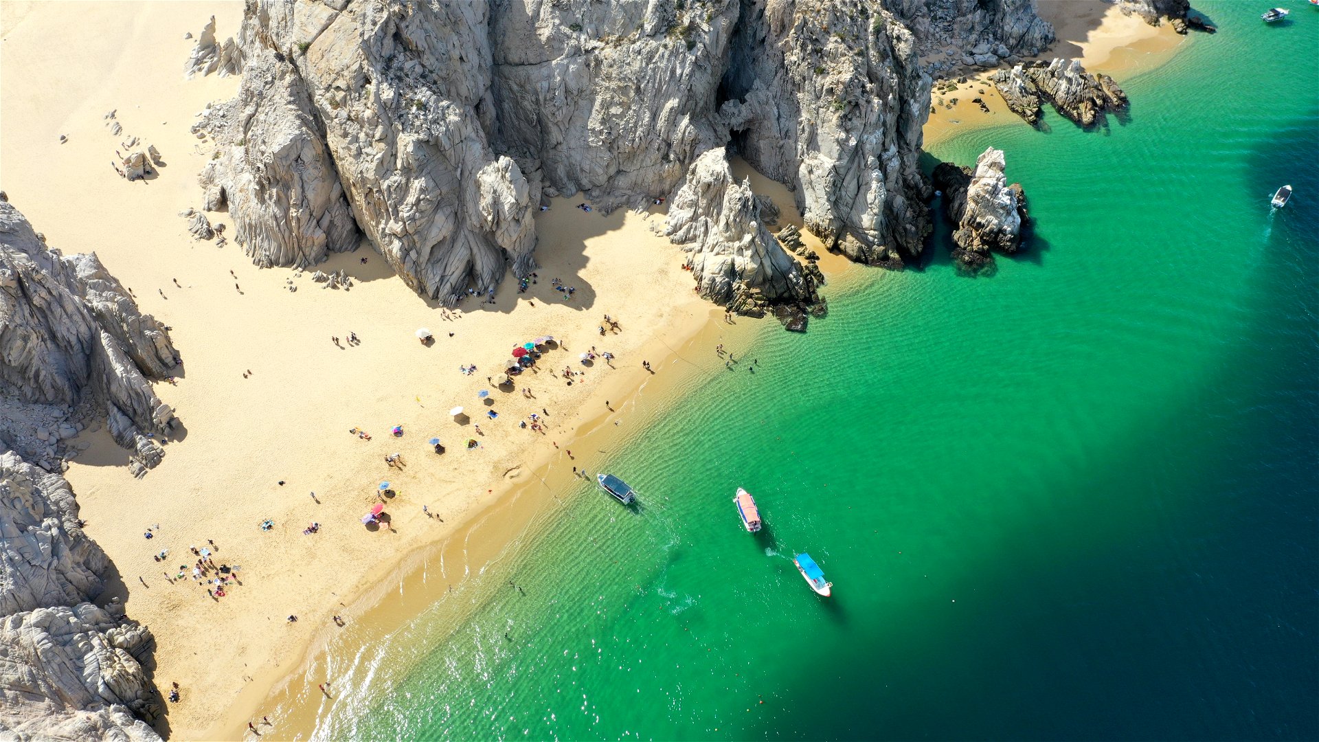 Cabo Getaway LuxGive